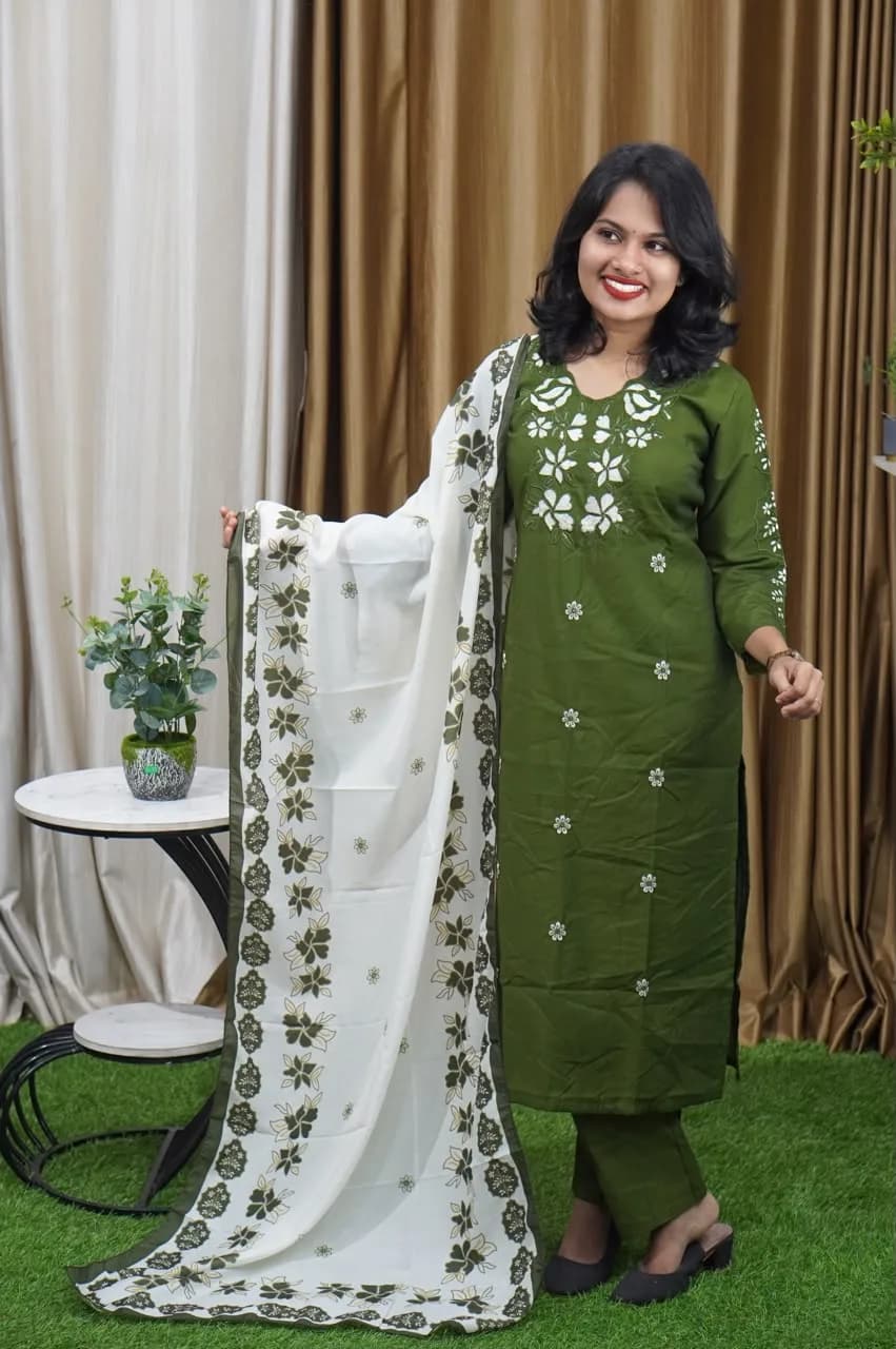 KURTIS SET